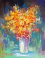 georges-trincot-vase-blanc-et-fleurs-41-33cm-1991